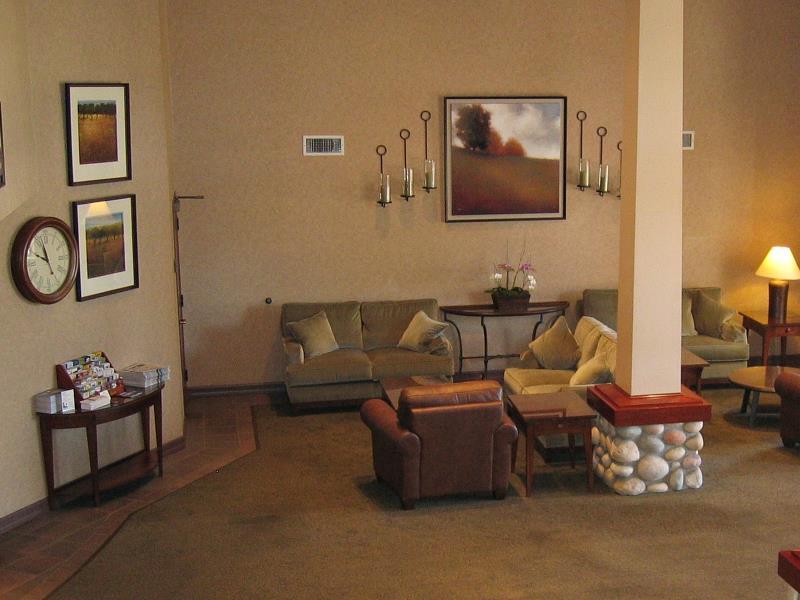 Holiday Inn Express & Suites Carpinteria By Ihg Exterior photo