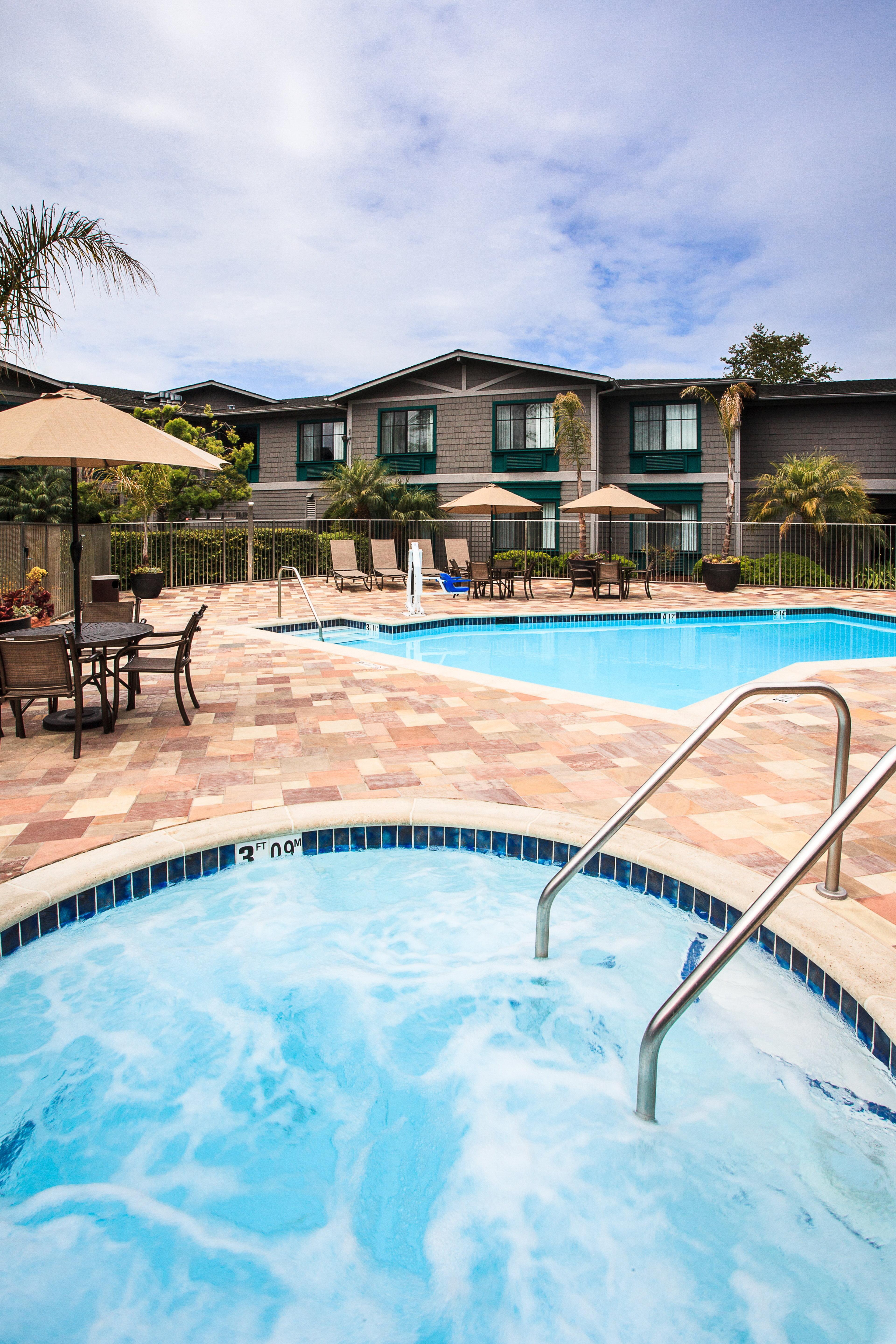 Holiday Inn Express & Suites Carpinteria By Ihg Exterior photo