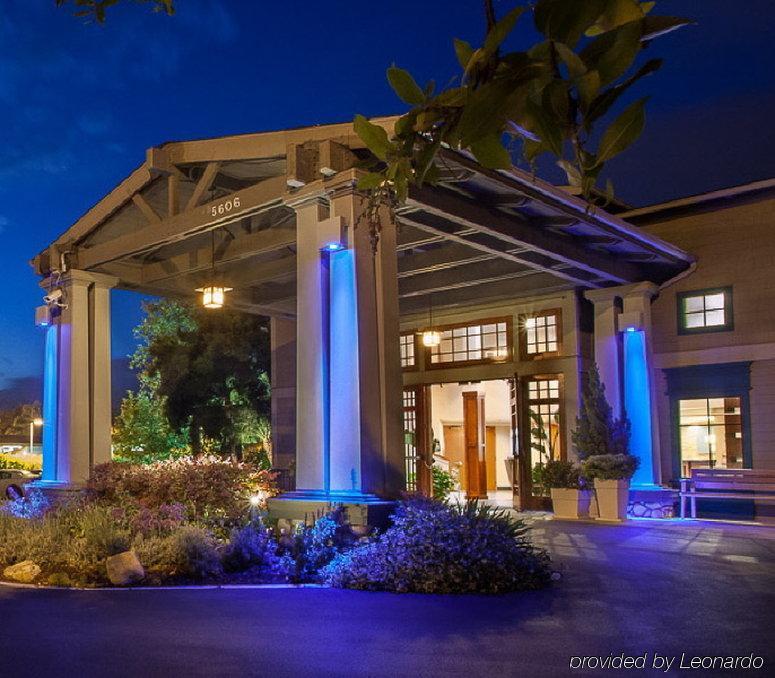 Holiday Inn Express & Suites Carpinteria By Ihg Exterior photo