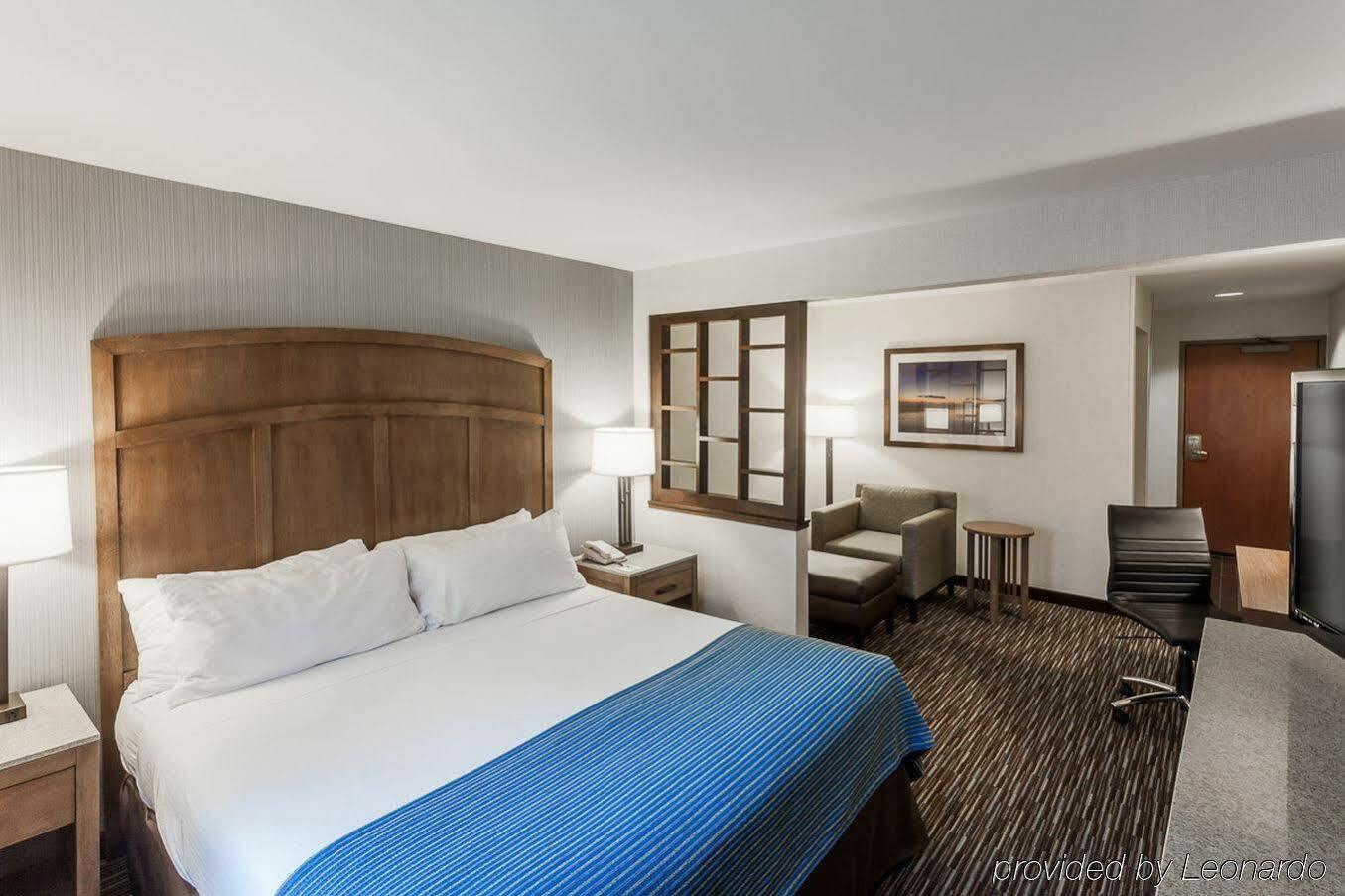 Holiday Inn Express & Suites Carpinteria By Ihg Exterior photo